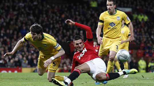 manchsester-kristlpalace2011