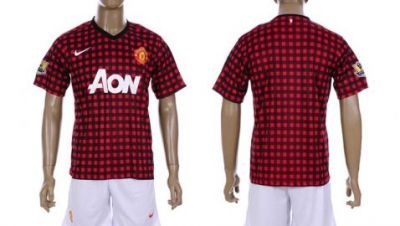 manchester-united-newkit2012
