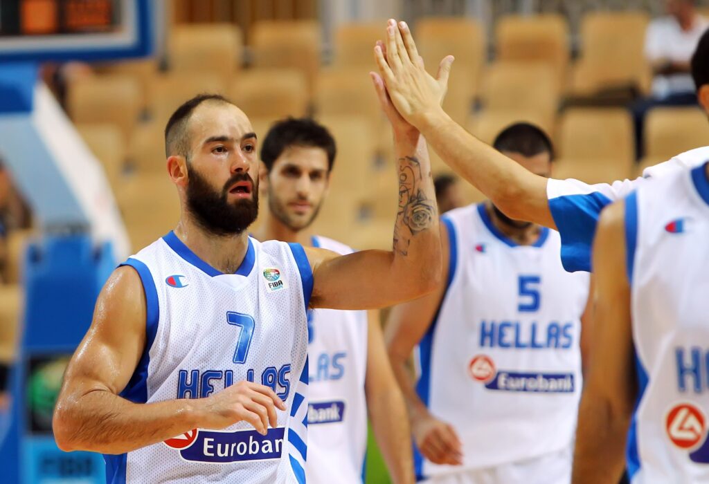 Κάρφωσε την «αρκούδα»