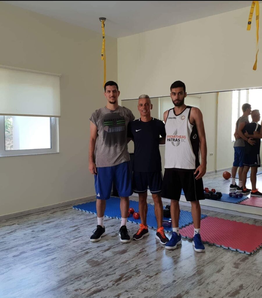 Μεταβατική για τους Σκούφη και Κεφάλα στο Αθλητικό Επιστημονικό Κέντρο του Γιάννη Καπερώνη