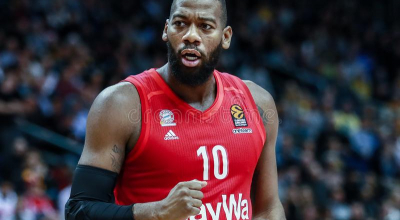 Τελειώνει από την Μπάγερν ο Μονρό