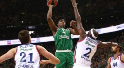 Κοντά στον ΛεΝτέι η Αρμάνι