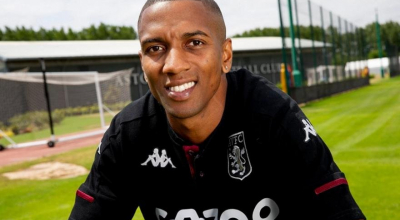 Και επίσημα Γιανγκ στην Άστον Βίλα