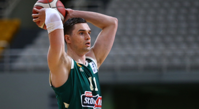 Στην Ούνικς ο Χεζόνια