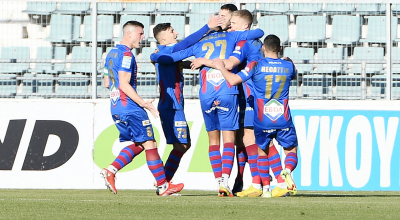 Νίκη με Φαν Βέερτ για Βόλο