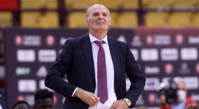 Ανέλαβε τον Ερυθρό Αστέρα ο Ιβάνοβιτς