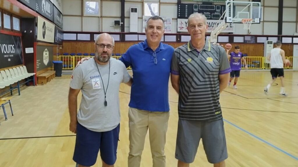 Στον Φοίβο ο Μάκης Κανενόπουλος