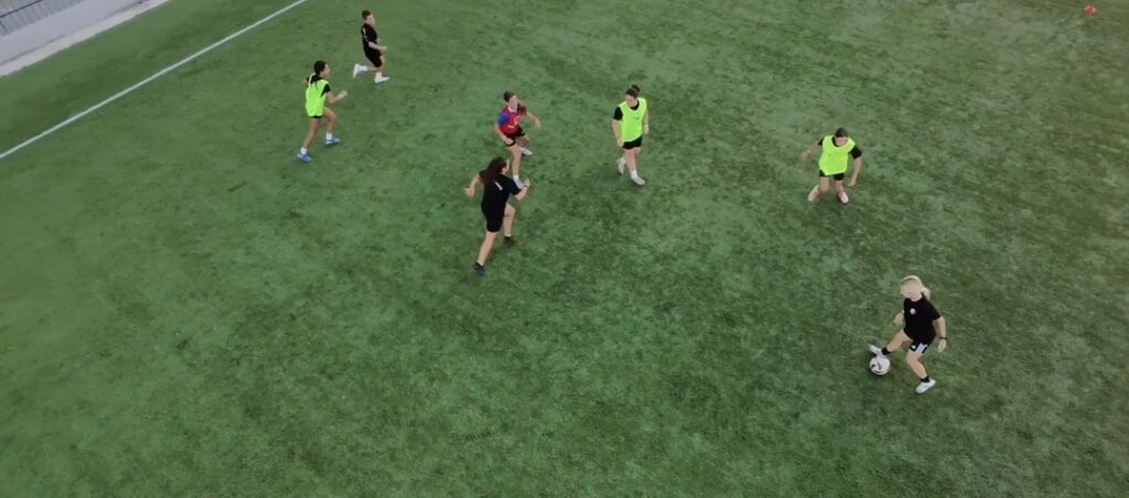 Σε εξέλιξη το καλοκαιρινό καμπ γυναικείου ποδοσφαίρου που διοργανώνει ο Φιλίνος