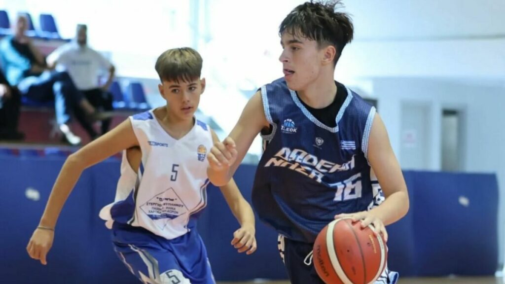 Ο Διονύσης Γιαμούζης του Φοίβου κλήθηκε στο τουρνουά Χριστουγέννων της Ε.Ο.Κ.