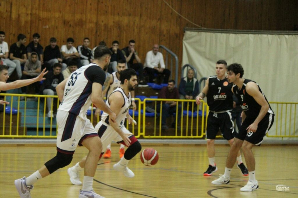 «Λύγισε» στο Κοντόπευκο ο Ιπποκράτης