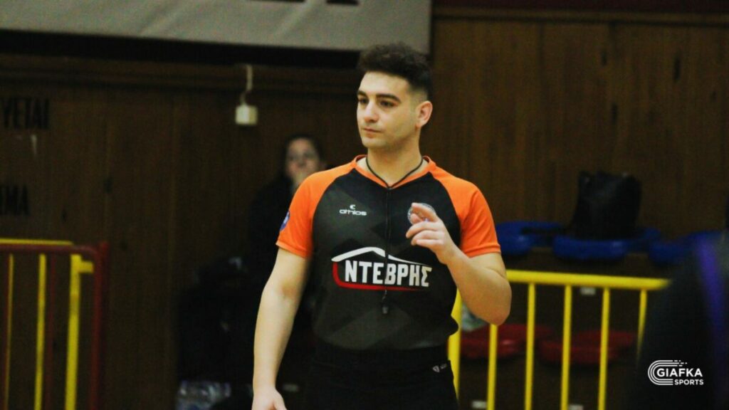 Στο Άγιοι Ανάργυροι- Πανναξιακός ο Νικολάου